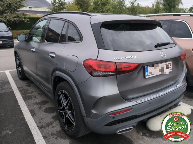 Mercedes-Benz GLA 180 d Auto Premium *Vernice OPACA *TETTO - foto 3 di 4
