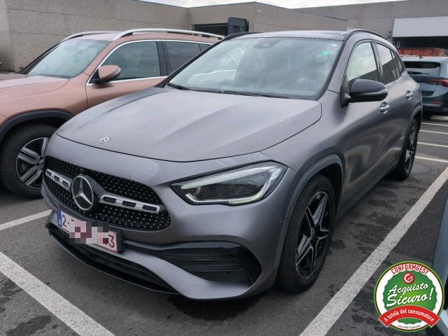 Mercedes-Benz GLA 180 d Auto Premium *Vernice OPACA *TETTO, del 2022, 119.989 km, in vendita a Mesagne (BR)