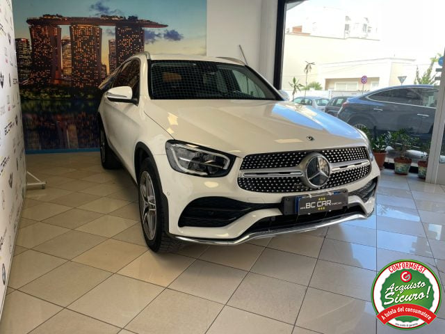 Mercedes-Benz GLC 220 d 194cv 4Matic PREMIUM AMG - foto 3 di 4