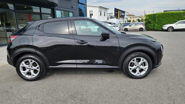 Nissan Juke 1.0 DIG-T 114 CV N-Connecta - foto 2 di 4