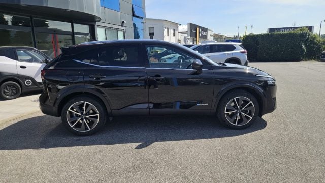 Nissan Qashqai e-Power Tekna - foto 3 di 4