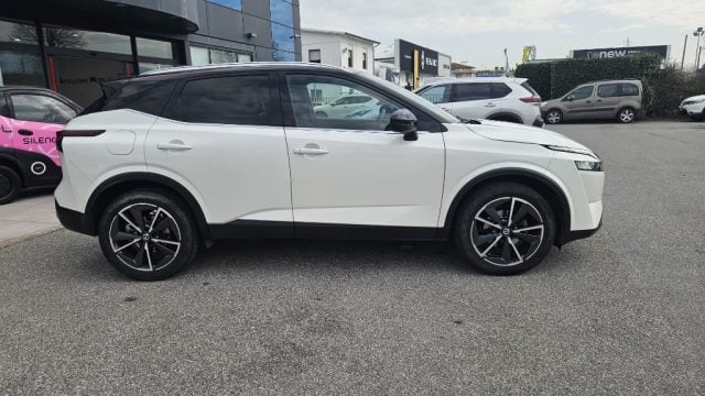 Nissan Qashqai MHEV 140 CV N-Connecta - foto 3 di 4
