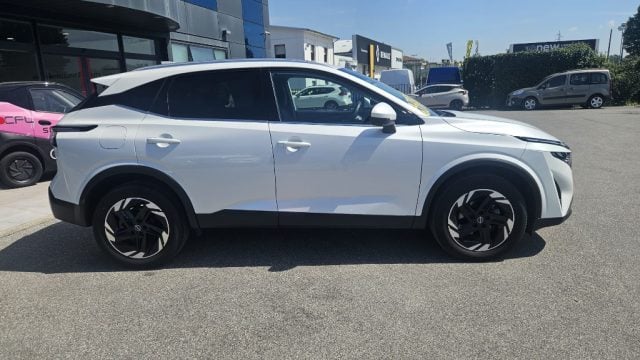 Nissan Qashqai MHEV 158 CV Xtronic N-Connecta - foto 3 di 4