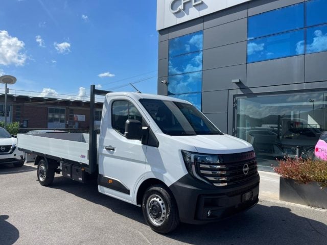 Nissan Interstar 35 2.0 dCi 150CV EVIe PM N-Connecta Cabinato, in vendita a Pontetetto (LU)