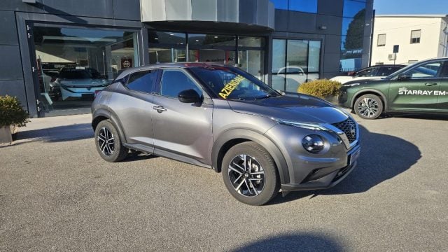 Nissan Juke 1.0 DIG-T 114 CV N-Connecta - foto 2 di 4