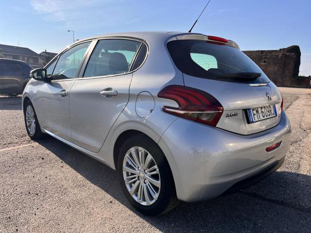 Peugeot 208 1� serie PureTech 82 5 porte Active - foto 3 di 4