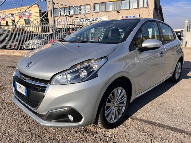 Peugeot 208 1� serie PureTech 82 5 porte Active usato a CARMAGNOLA