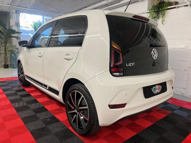 Volkswagen up! UNICOPROPRIETARIO - PARI NUOVO - POCHI KM usato a TREVIOLO
