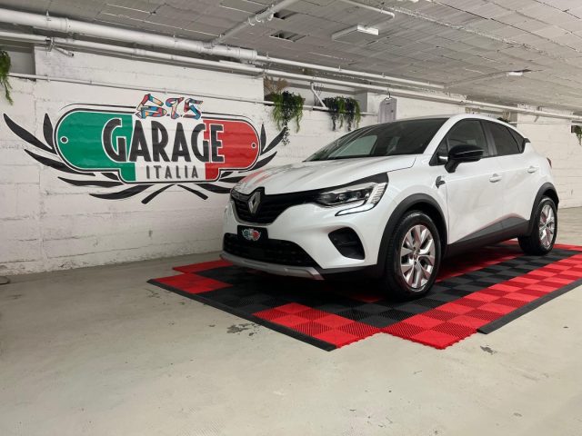 Renault Captur UNICOPROPRIETARIO - PARI NUOVO - IVA ESPOSTA usato a TREVIOLO