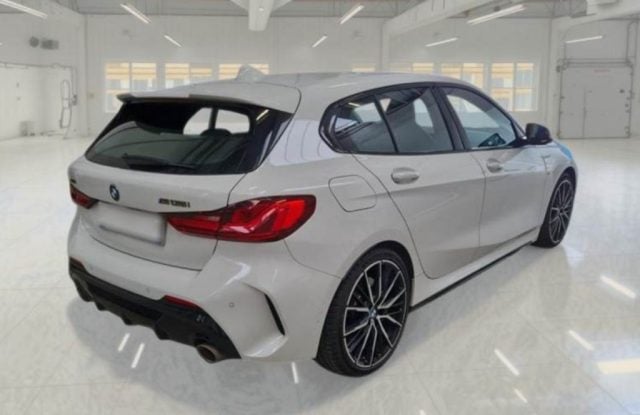 BMW M135 XDRIVE - PRESTAZIONI ELEVATE - ESCLUSIVITA' - foto 2 di 4