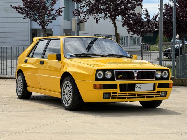 Lancia Delta 2.0i.e. turbo 16V HF integrale EVO1 Giallo Ferrari usato a MASER