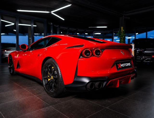 Ferrari 812 Superfast - foto 3 di 4