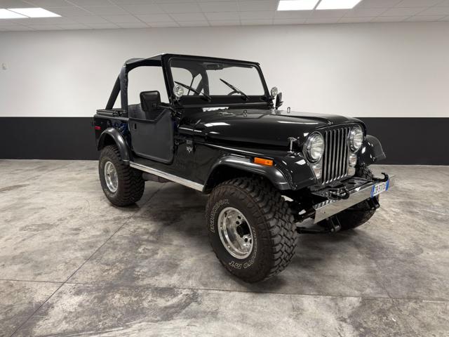 Jeep CJ-7 v8 usato a MASER