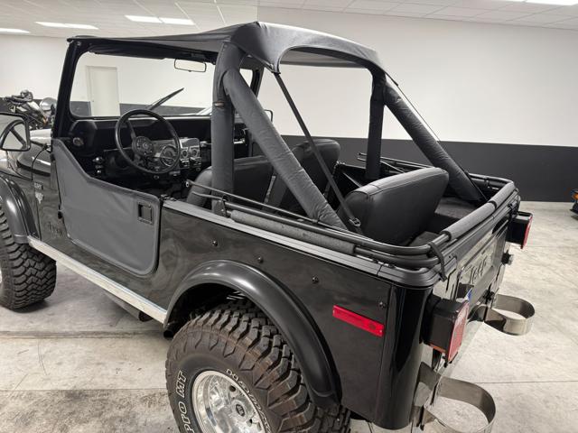 Jeep CJ-7 v8 - foto 4 di 4