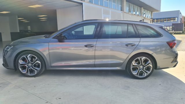 Skoda Octavia 2.0 TDI EVO SCR 200 CV DSG Wagon RS - foto 4 di 4