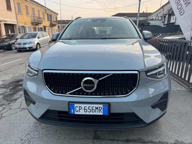 Volvo XC40 T2 automatico Essential usato a ASTI
