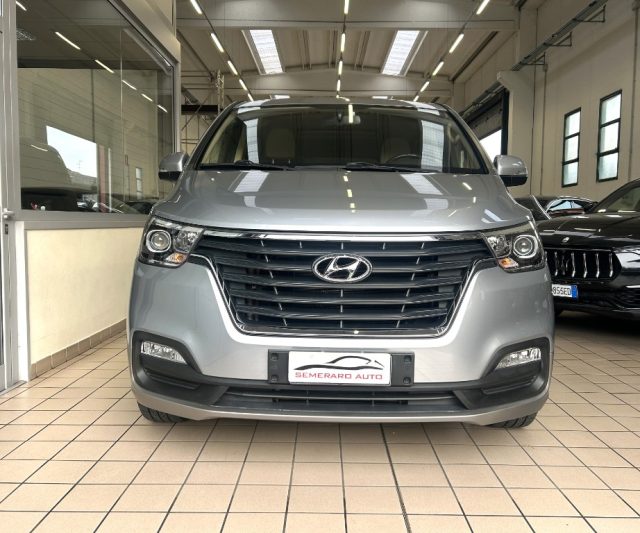 Hyundai H-1 Starex H-1 STAREX,GRAND STAREX usato a CORMANO