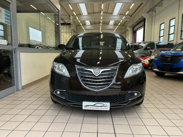 Lancia Ypsilon 1.2 69 CV 5 porte Gold, del 2014, 113.000 km, in vendita a Cormano (MI)