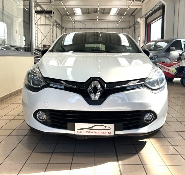 Renault Clio 1.5 dCi 8V 75CV 5 porte Live, del 2015, 56.800 km, in vendita a Cormano (MI)