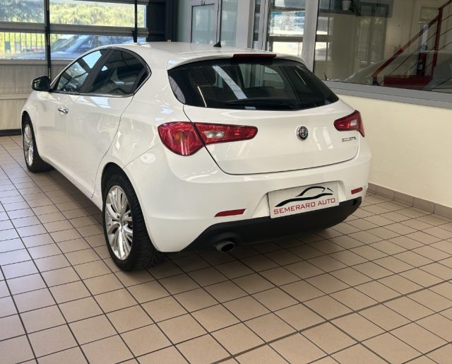 Alfa Romeo Giulietta 1.6 JTDm 120 CV Business - foto 3 di 4
