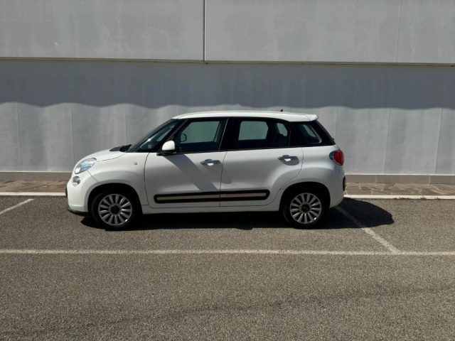Fiat 500L 1.4 95 CV Easy - foto 2 di 4