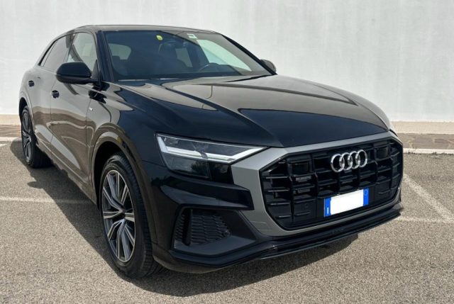 Audi Q8 50 TDI 286 CV quattro tiptronic S LINE usato a VITERBO
