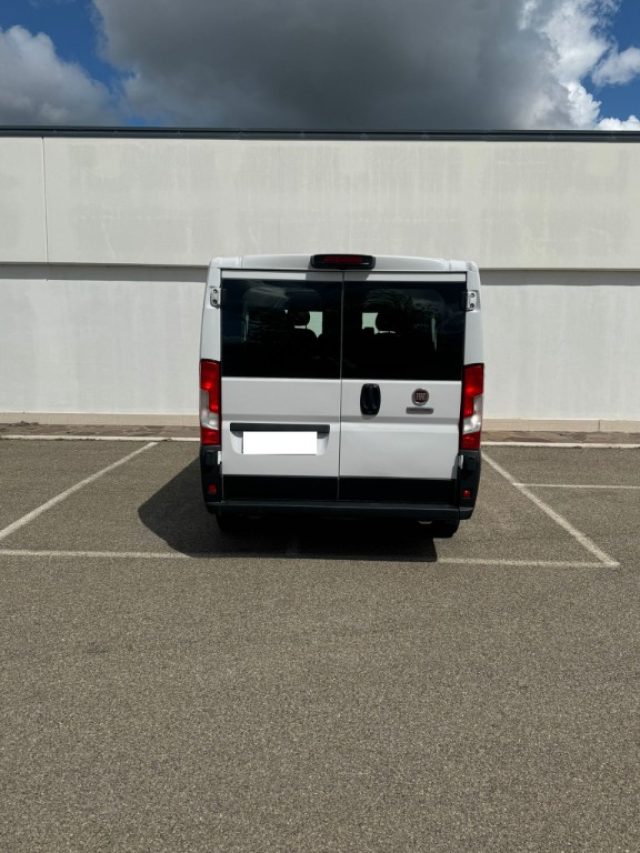 Fiat Ducato 30 2.2 Mjt 140CV PC-TN Combi - foto 2 di 4