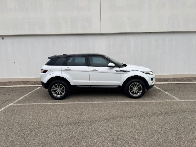 Land Rover Range Rover Evoque 2.2 TD4 5p. - foto 3 di 4