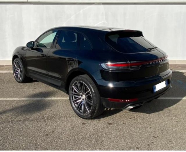 Porsche Macan 2 - foto 3 di 4