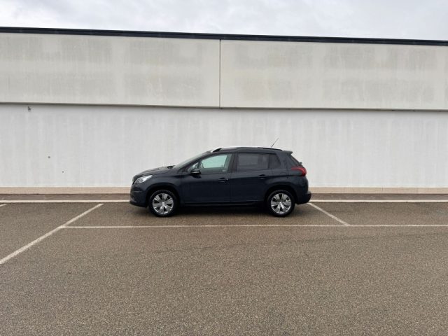 Peugeot 2008 1� serie PureTech 82 Active - foto 2 di 4
