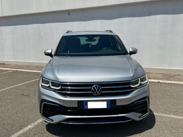 Volkswagen Tiguan 2.0 TDI 150 CV SCR DSG R-Line usato a VITERBO