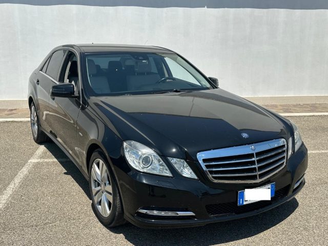 Mercedes-Benz E 200 Executive - foto 2 di 4