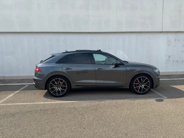 Audi Q8 50 TDI 286 CV quattro tiptronic Sport - foto 3 di 4