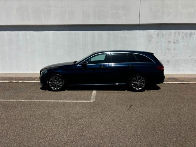 Mercedes-Benz C 300 h Automatic Business - foto 3 di 4