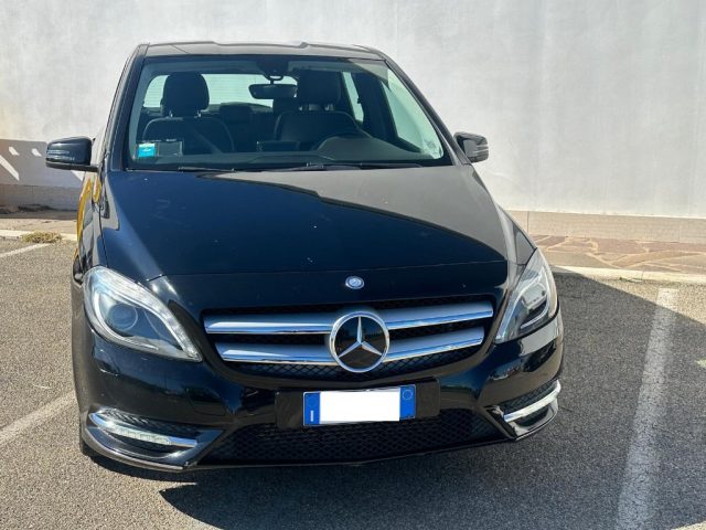 Mercedes-Benz B 180 CDI, del 2014, 119.000 km, in vendita a Viterbo (VT)