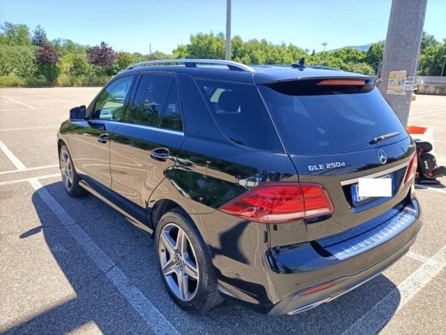 Mercedes-Benz GLE 250 d 4Matic Premium - foto 4 di 4