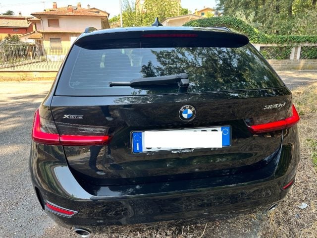 BMW 320 d 48V - foto 4 di 4