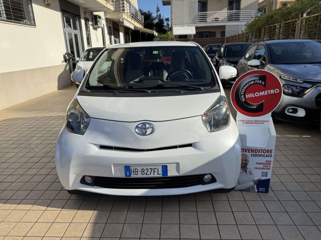 Toyota iQ 1.0 Sol cvt usato a CESA