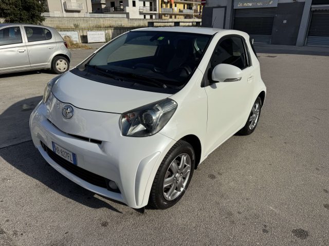 Toyota iQ 1.0 Sol cvt - foto 3 di 4