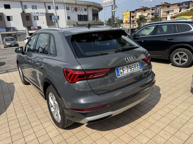 Audi Q3 35 2.0 tdi quattro - foto 4 di 4