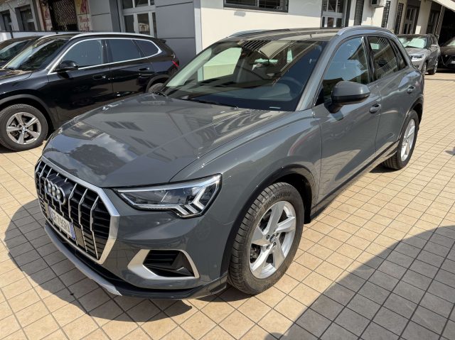 Audi Q3 35 2.0 tdi quattro - foto 3 di 4