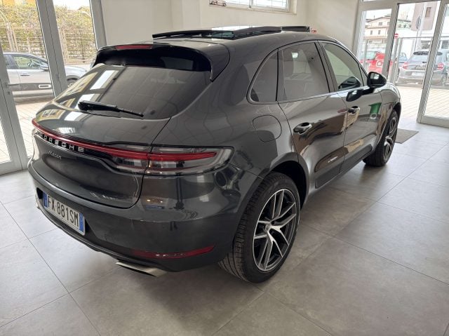 Porsche Macan 2.0 245cv pdk - foto 3 di 4