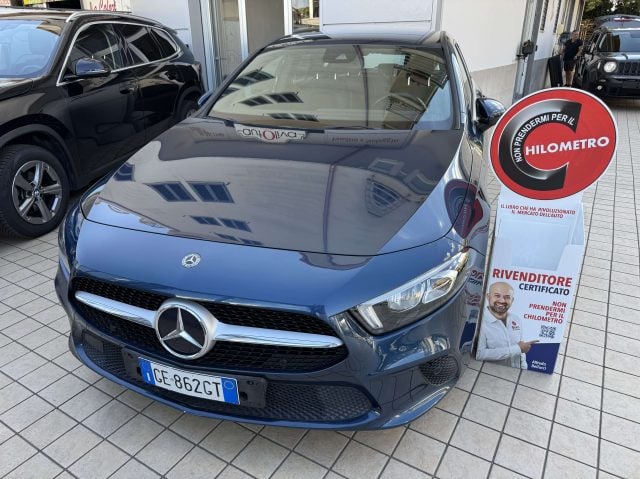 Mercedes-Benz A 180 d Sport Cambio Automatico, del 2020, 114.000 km, in vendita a Cesa (CE)