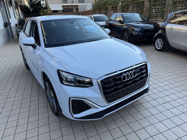 Audi Q2 30 2.0 tdi S line edition s-tronic - foto 3 di 4