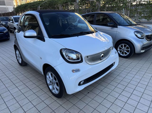 smart forTwo 1.0 Passion 71cv twinamic my18 - foto 2 di 4