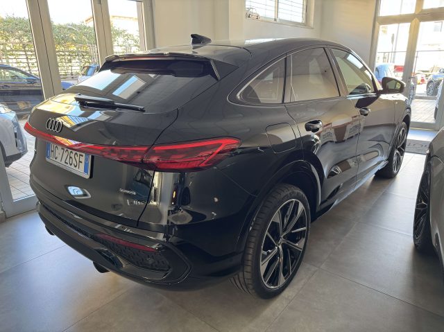 Audi Q5 Sportback 2.0 tdi mhev+ S line quattro 204cv s-tro - foto 4 di 4