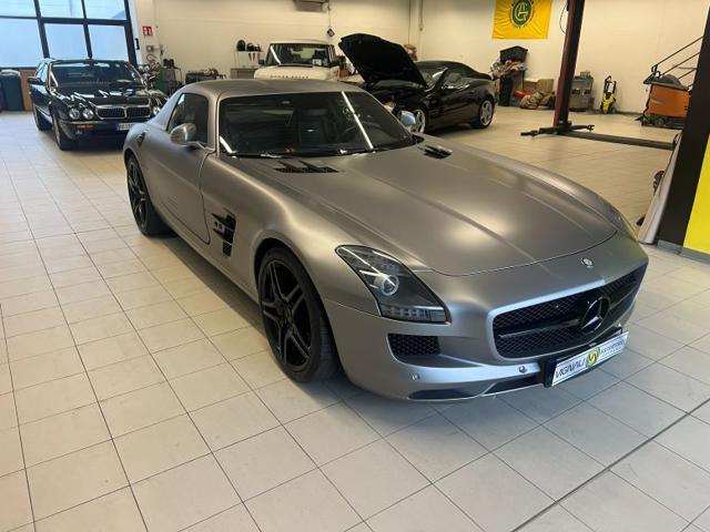 Mercedes-Benz SLS AMG Coupé - foto 3 di 4