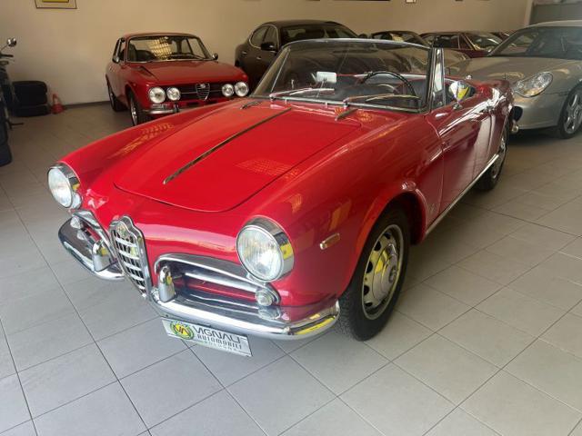 Alfa Romeo Giulietta 1300 Spider Type 101 d'epoca a BOLOGNA
