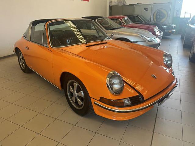 Porsche 911 T 2200 Targa - foto 2 di 4