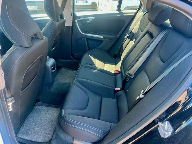 Volvo S60 D2 Momentum+CONTO VENDITA, del 2015, 120.000 km, in vendita a Borgo San Giacomo (BS)